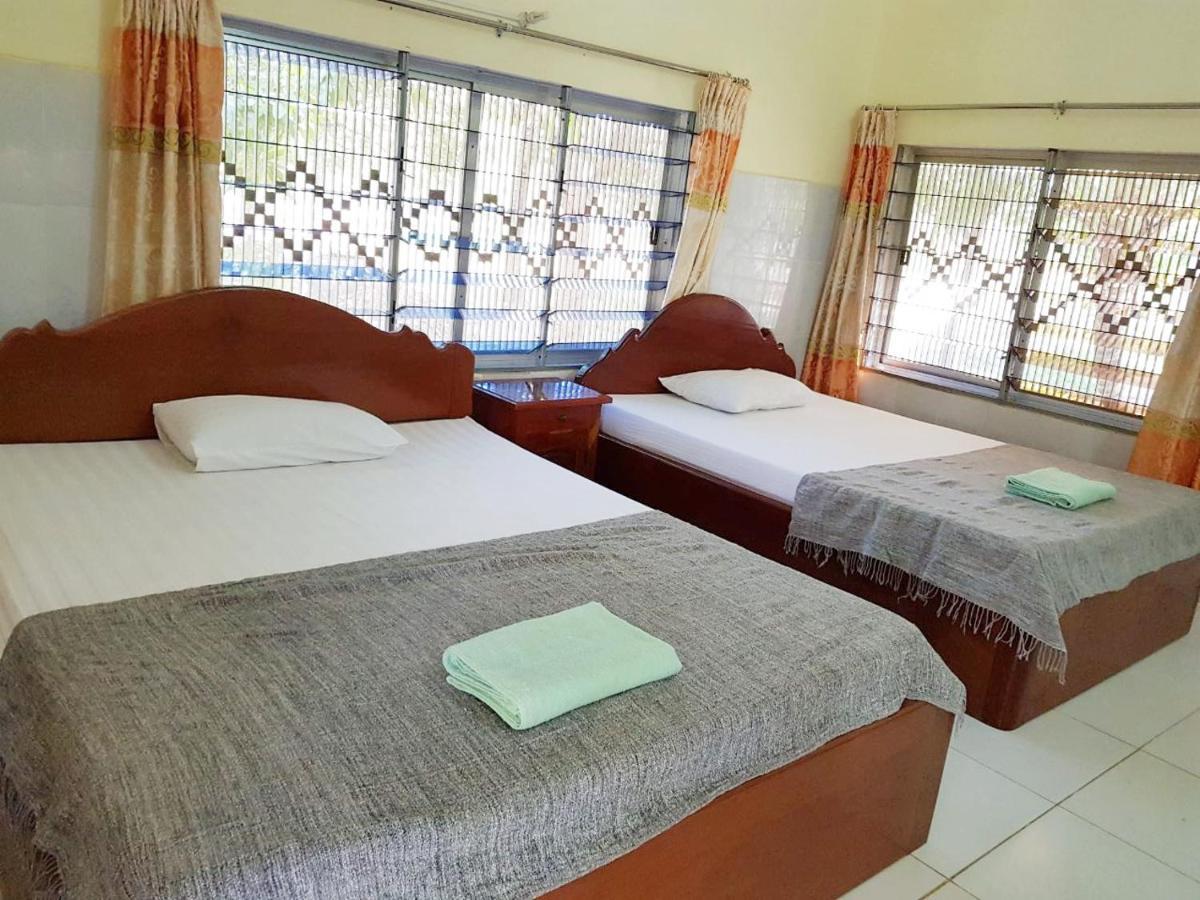 Meas Family Homestay Angk Ta Saom Exterior foto