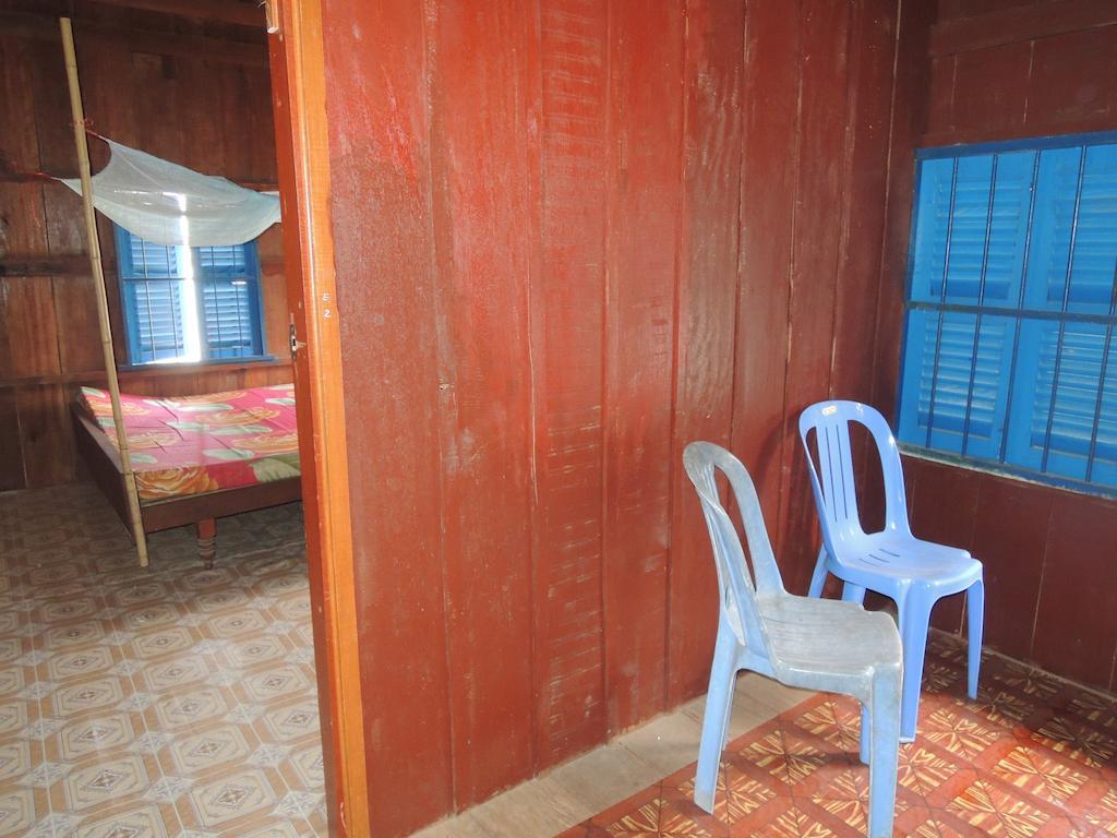 Meas Family Homestay Angk Ta Saom Exterior foto
